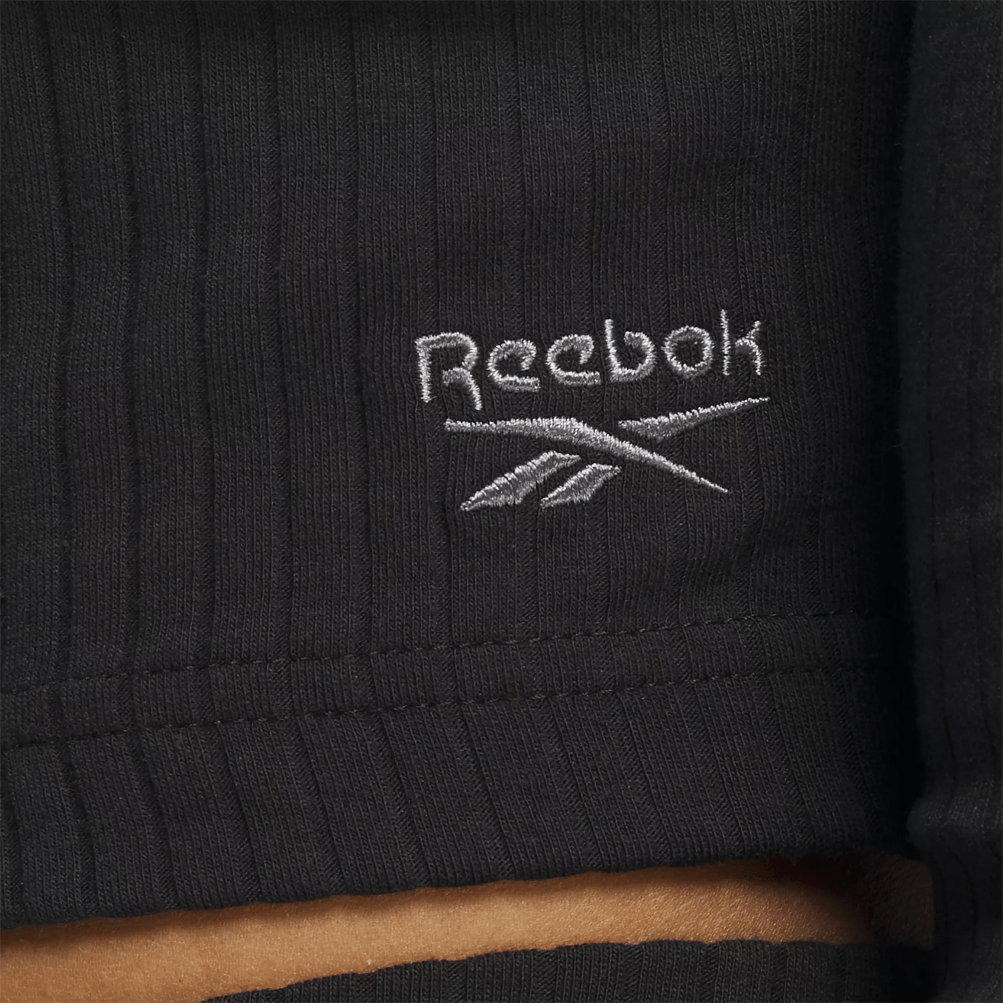 Women's Classics Wardrobe Essentials Long Sleeve T-Shirt - Image 4