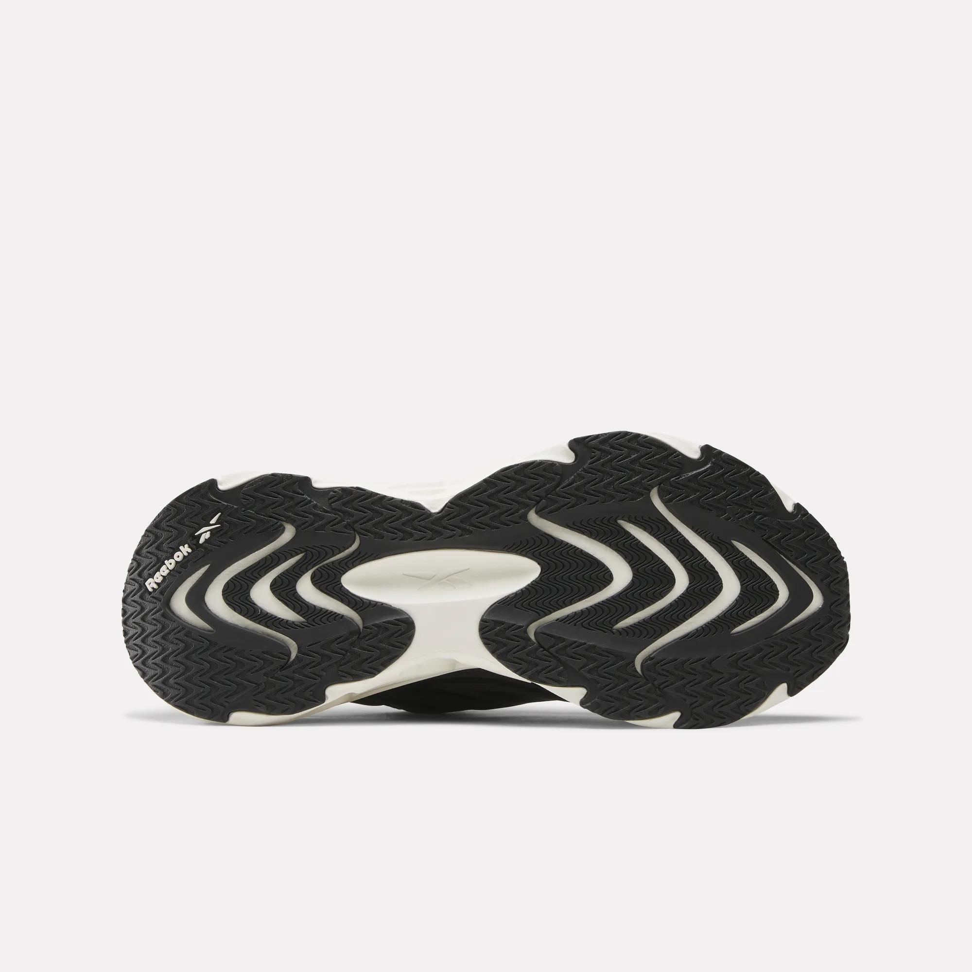 Women's Fuel Flex Run Shoes - Image 4