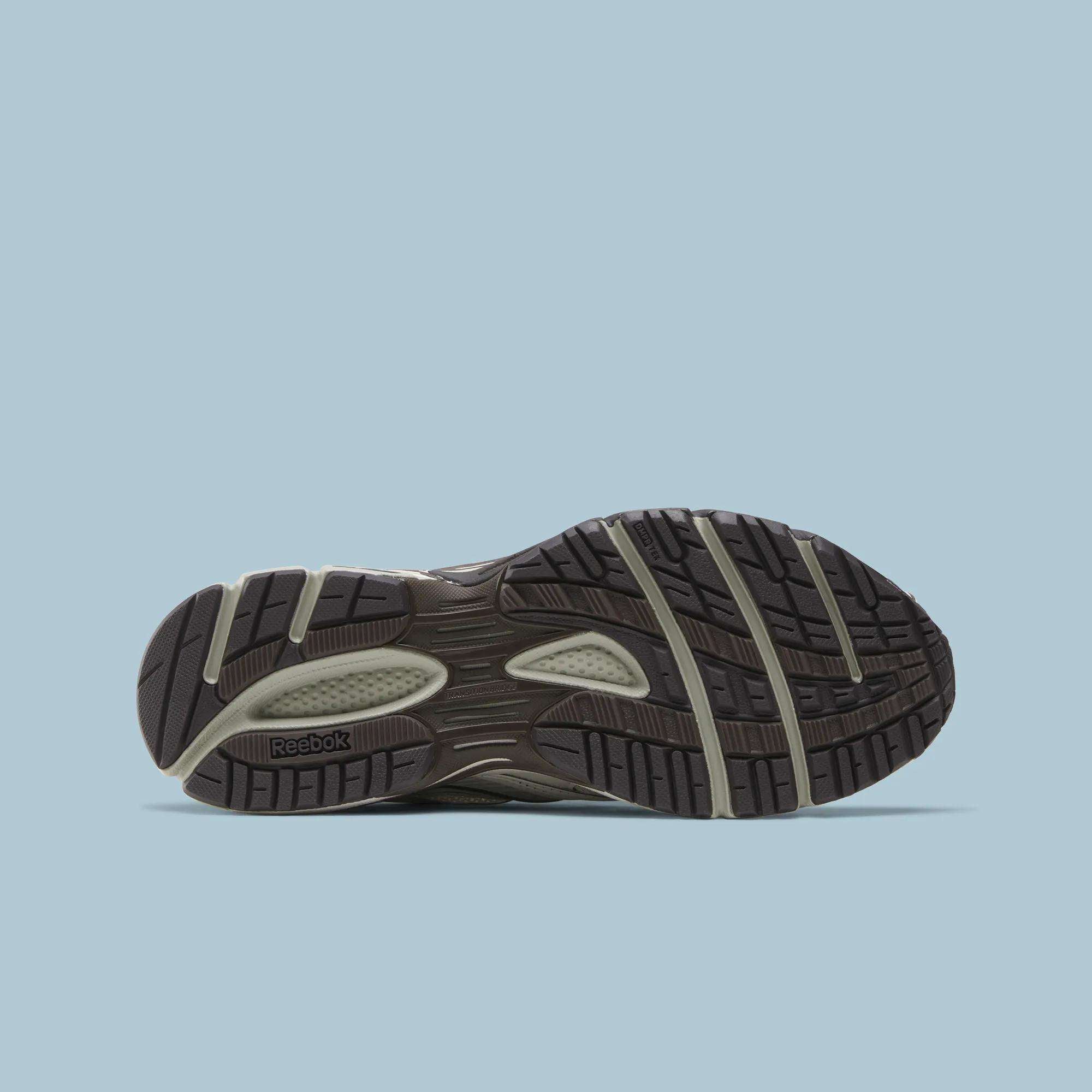 Premier Road Ultra Sneakers - Image 4