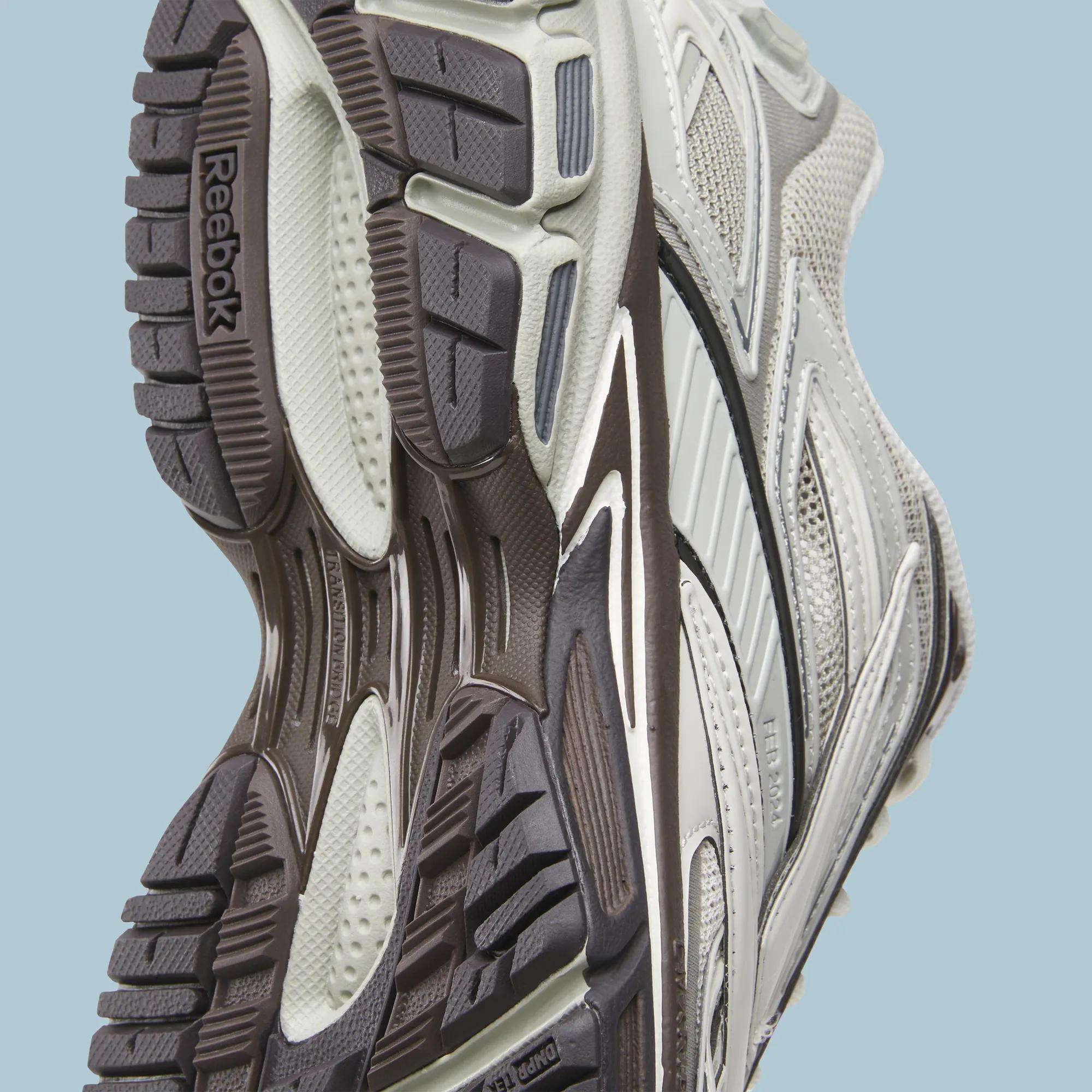 Premier Road Ultra Sneakers - Image 5